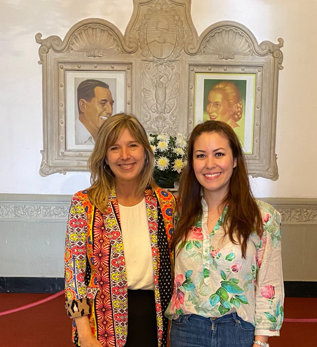 LauraYokoRusso's tweet photo. Hoy, hace 70 años las mujeres argentinas votamos por 1era vez cambiando el destino de generaciones. 
Fue el resultado de la lucha denodada de Evita y de tantas mujeres por la conquista de nuestros derechos políticos. 
Sigamos construyendo una democracia inclusiva y feminista. https://t.co/yt0e2OFlaK