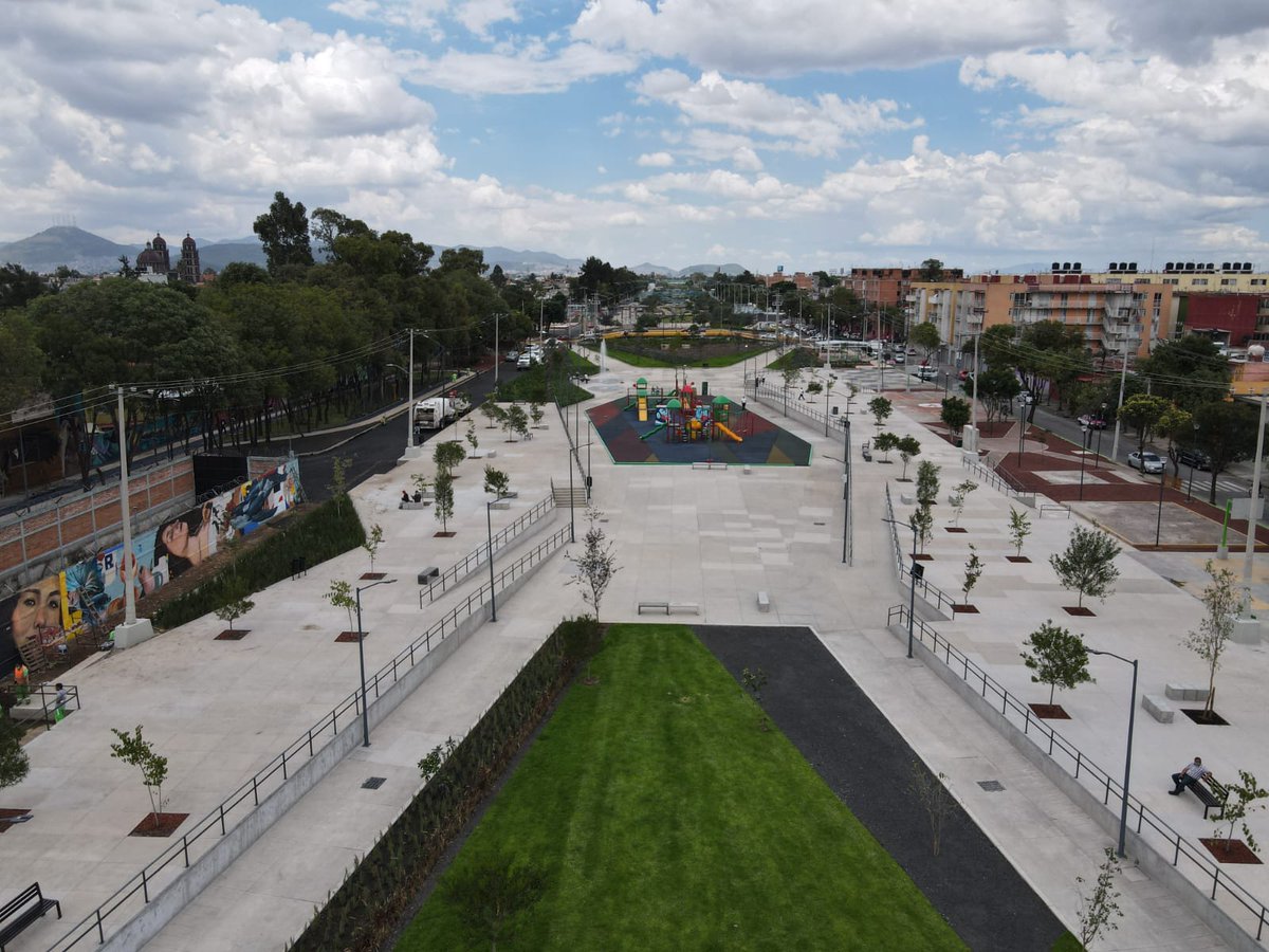 LaSEMOVI's tweet photo. ¡A partir de este domingo, el #PaseoDominical se extiende al Parque Gran Canal en @A_VCarranza! 🌳🚲

#MuéveteEnBici, a pie, en patines o patineta 🤩

Despéjate y sal a disfrutar del otoño 🍂 tu bicicleta y la convivencia con #SanaDistancia 😷
https://t.co/YrUWHAzjfe https://t.co/GbKRT2Zz0F