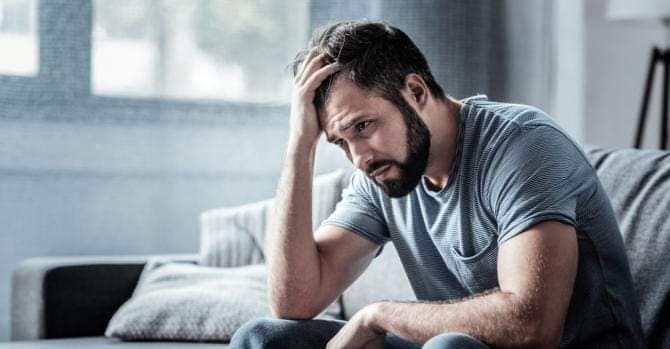 #LaVie 
Le Crayon de Dieu n'a pas de gomme
La vie n'a pas de brouillons 
On se fait des guerres sans succès
On se fait des espoirs sans pourtant consulter le maître du destin
L'enfant ne peut pas appartenir à plusieurs hommes, c'est pourquoi le test de paternité.