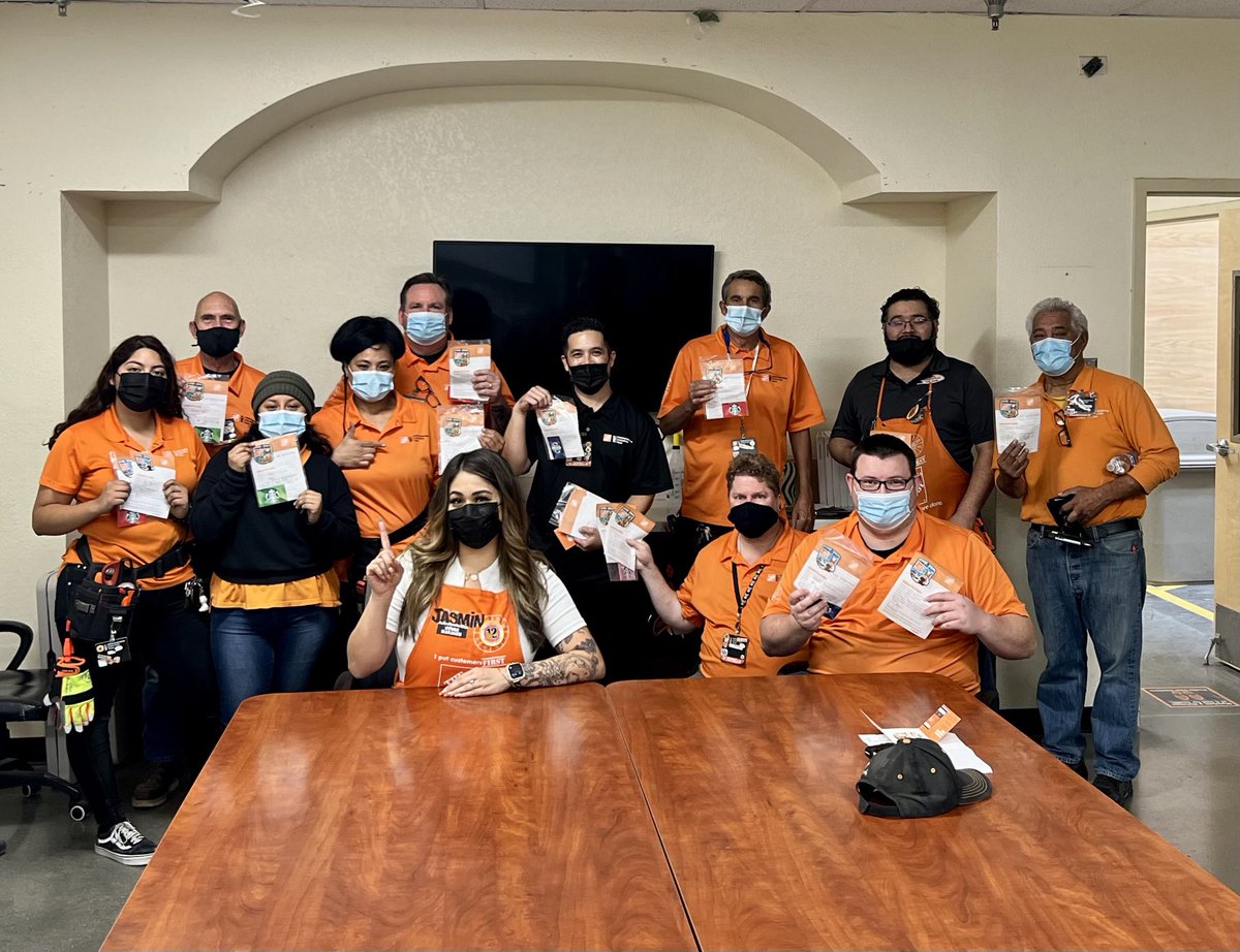6952HD's tweet photo. ⁦@6952HD⁩ Stanton celebrating our MET partnership with Homer Awards and Starbucks gift cards! #teamwork #recognition ⁦@sm_jasminmarie⁩ ⁦@Beatriz68475813⁩ https://t.co/MJDUBGWCcV