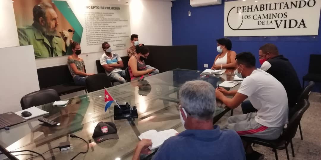 La #EMAROHO se prepara con gran entusiasmo y motivación con su colectivo de jóvenes para realizar un matutino especial el próximo lunes en conmemoración del 502 aniversario de La Habana.
#CubaVive #ACubaPonleCorazon