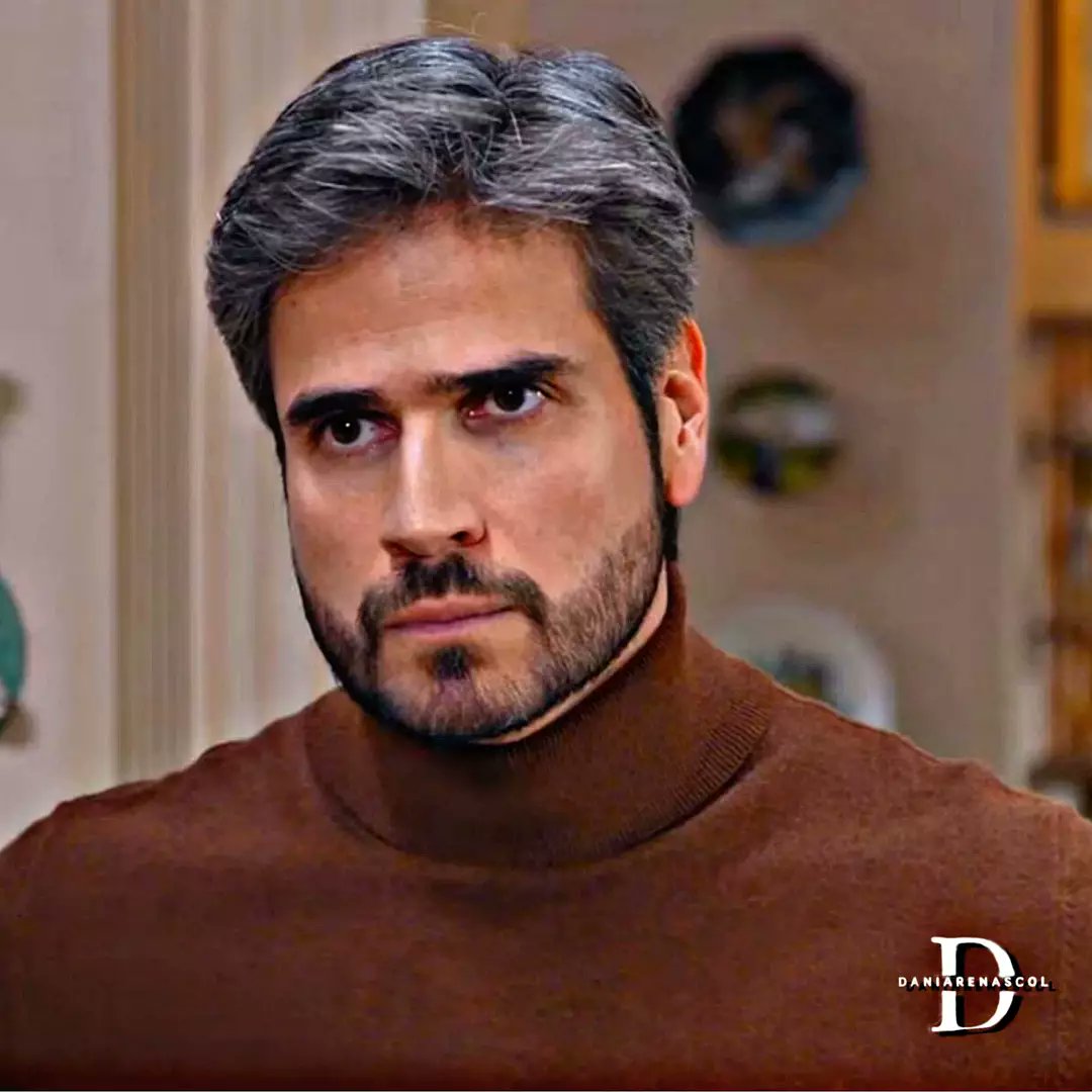 DaniArenasCol's tweet photo. #FelizJueves #Fotocapturas 📸 #2Parte #MejoresMomentos #Alberto
🧔🏻👕❤💛😍🤤 #DanielArenas @DanArenas #SOSMeEstoyEnamorando 🆘️💘 @SOSenamorando #Capitulo48 🎬4️⃣8️⃣ #ConLasEstrellas 📺✨ @Canal_Estrellas #TelevisaTelenovelas #MX #TeamDanielArenas https://t.co/T4I29Oivyx