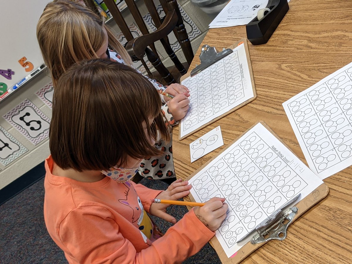 LPS_EIP's tweet photo. Students @ShoalCreekStars loved Miss Katie's number scavenger hunt! Lots of problem solving, movement, and fun!#ThisIsEIP https://t.co/1gx3P2XN25