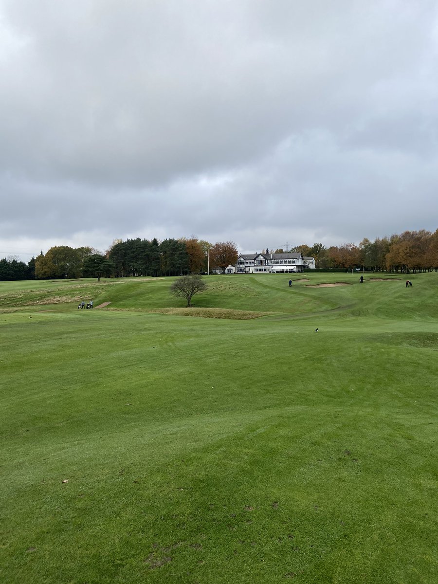 Big thanks to <a href="/StockportGC/">Stockport Golf Club</a> for the courtesy yesterday. The course was in great condition for the time of year👏🏼👏🏼👏🏼
