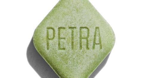 RebalanLowDose's tweet photo. Petra Mints by Kiva Confections continue to be one of our favorite go-to products for discreet, effective low-dosing. If you aren't sure how to get started with low-dosing, this is a good product to try. 
https://t.co/4kMi64Opoe

#cannabis #cannabiseducation #stressrelief https://t.co/b09KfRI1ai