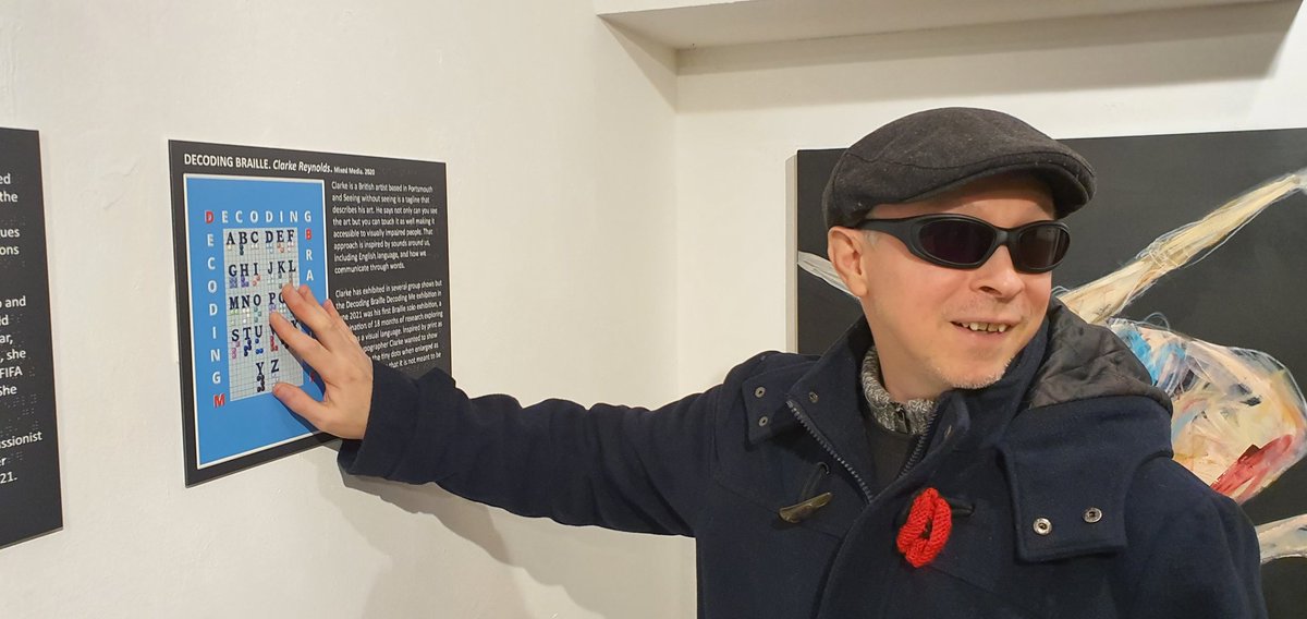SunneySenseArts's tweet photo. Great visit @OxoTowerWharf experiencing #91DIVOC blind & partially sighted #artists collab @mamomi_i & join creative workshops led by @Zara_Jayne87 & @3dpointlism! Lovely connecting in person & exploring works by @FaeKilburn @Tightcontrol @RachelGadsden @lynn_c_cox & many more! https://t.co/xak4ahznZt