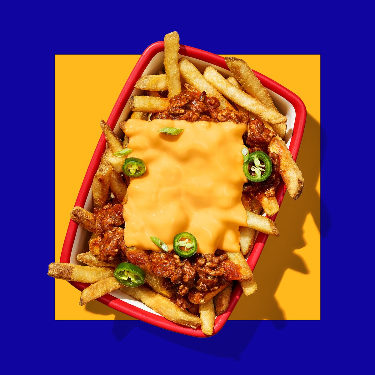 KraftSingles's tweet photo. Itβs hard not to love it, when itβs in everything you love. Swipe to see your favorite foods, squared with Singles. #SquareIt