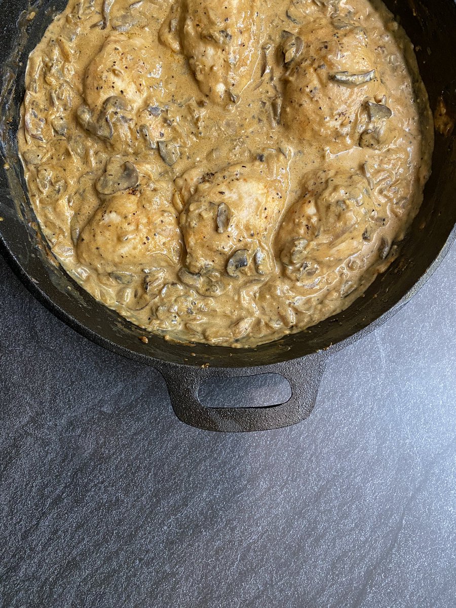 Mike_Haracz's tweet photo. Do you want to learn home to make chicken stroganoff or lemon pepper salmon?!?!
Link for a new episode of #ChefMikeDoesStuff below. https://t.co/WeQiA8fFAl