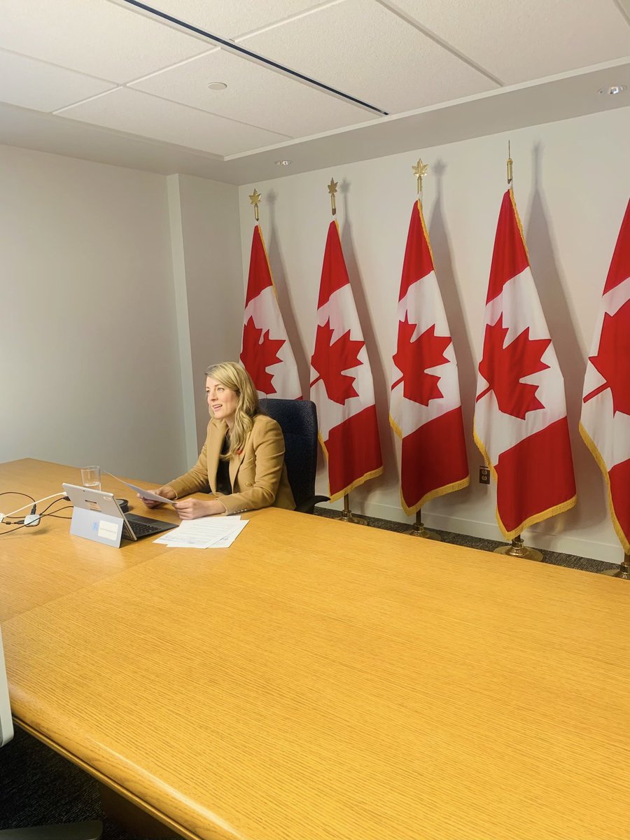 melaniejoly tweet picture