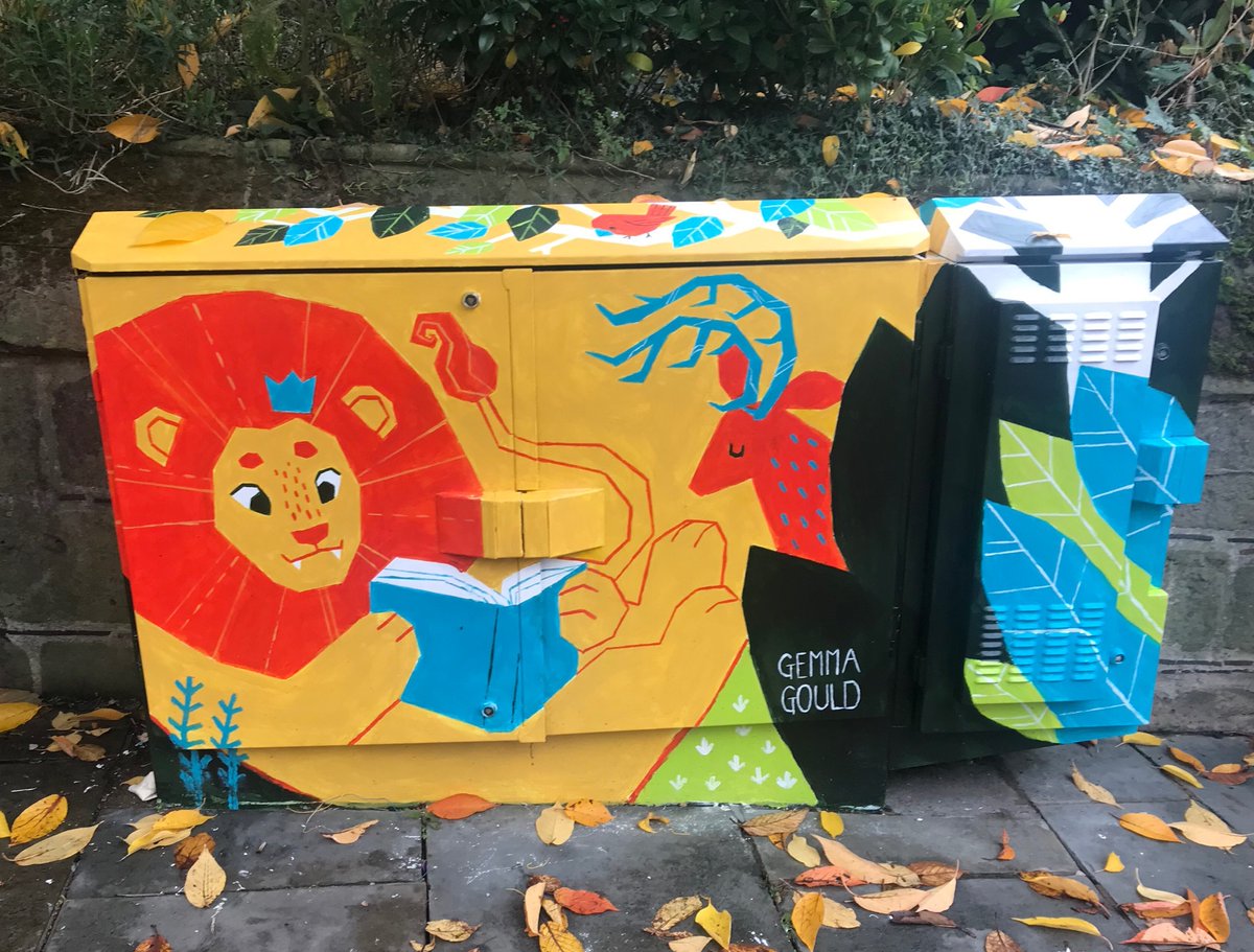 Have you spotted #Shrewsbury's newest mini mural?

Local illustrator and artist <a href="/gemillustrates/">Gemma Gould</a> has transformed it with a cheerfully colourful lion reading to his animal friends, make sure to check it out on Shrewsbury's Castle Street.