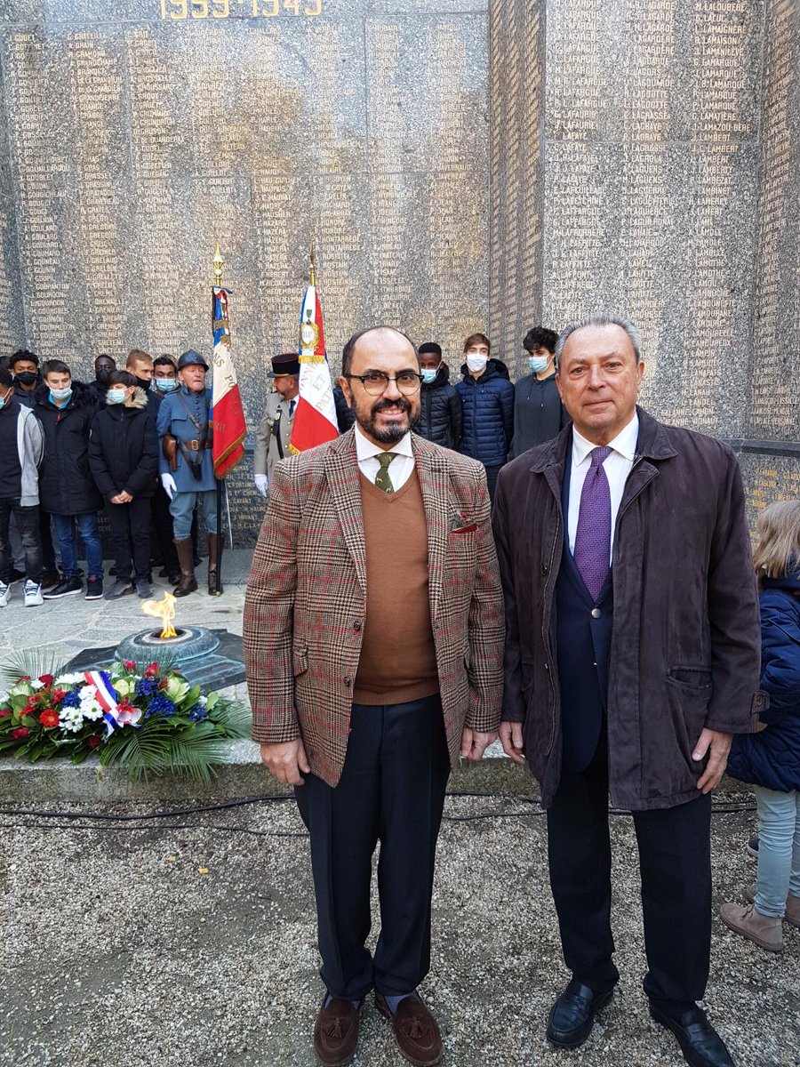 JColombierRN's tweet photo. Avec @B_Paluteau, Conseiller régional, nous rendons hommage aux morts pour la patrie et sa survie.
Notre combat rejoint ce but pour que vive la France #11novembre https://t.co/bb99Xc1btX
