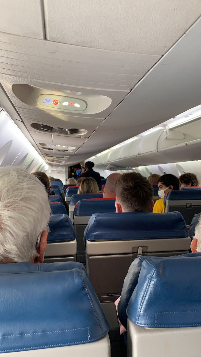 XcRaider's tweet image. Men’s and women’s teams both about to depart from DTW Detroit, MI airport as we head for our national championship competition this Saturday in Richmond, VA! Go Raiders!!!