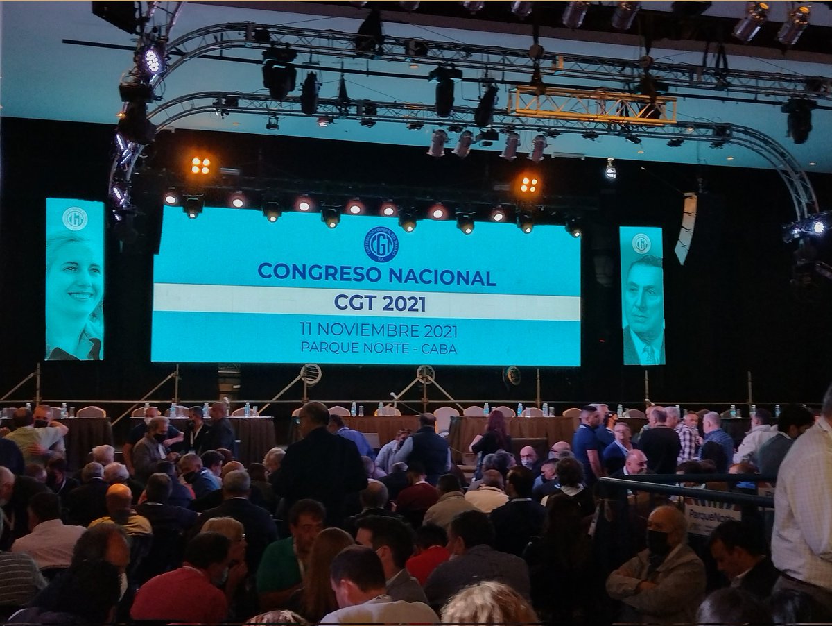 damipe861's tweet photo. Cómo congresales de la CGT, estamos participando de las elecciones de las nuevas autoridades y formando parte de un día histórico para las mujeres que se suman a la conducción del movimiento obrero!!! https://t.co/hcZx64PScg