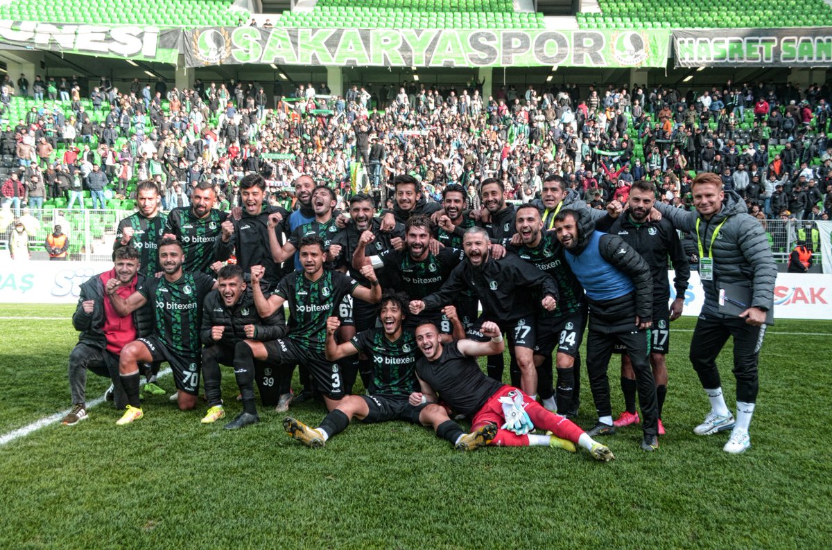 💪 'Sakarya Duvarı' hafız! 

5️⃣4️⃣ Sakaryaspor, bu sezon ligde oynadığı 12 maçta sadece iki gol yedi. 

👕 12 maç 
⏱️ 1080 dakika 
🥅 2 yenen gol