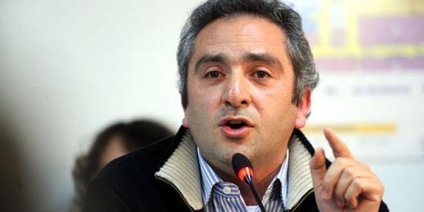 Myria_web3's tweet photo. 📞AHORA| Dialogamos con Andrés “Cuervo” Larroque (@larroqueandres), ministro de Desarrollo de la Comunidad de Buenos Aires y secretario general de La Cámpora.
En #LIM con @Sietecase. https://t.co/nwK9090Ij8