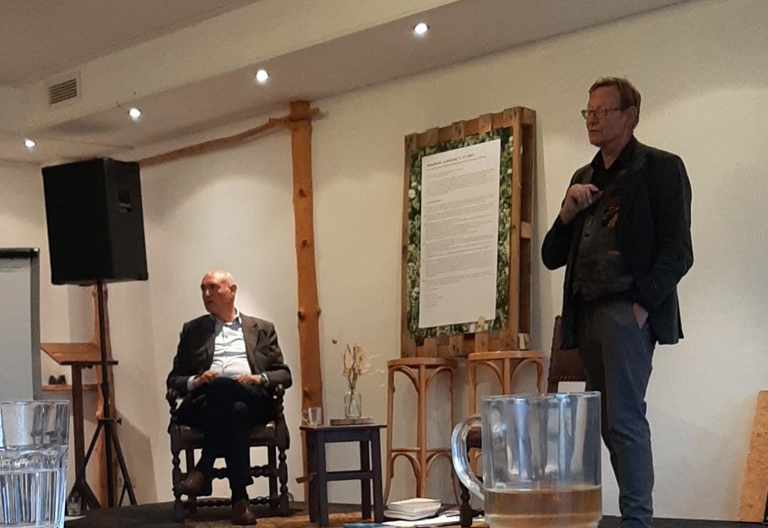 Regionale Voedsel Strategie: kan die beweging naar een hoger niveau? Jan Huijgen initieert ontmoeting vandaag bij <a href="/Eemlandhoeve/">Eemlandhoeve</a>, met Herman Wijffels en zaal vol betrokken mensen. Op naar de Bunschoter verklaring.