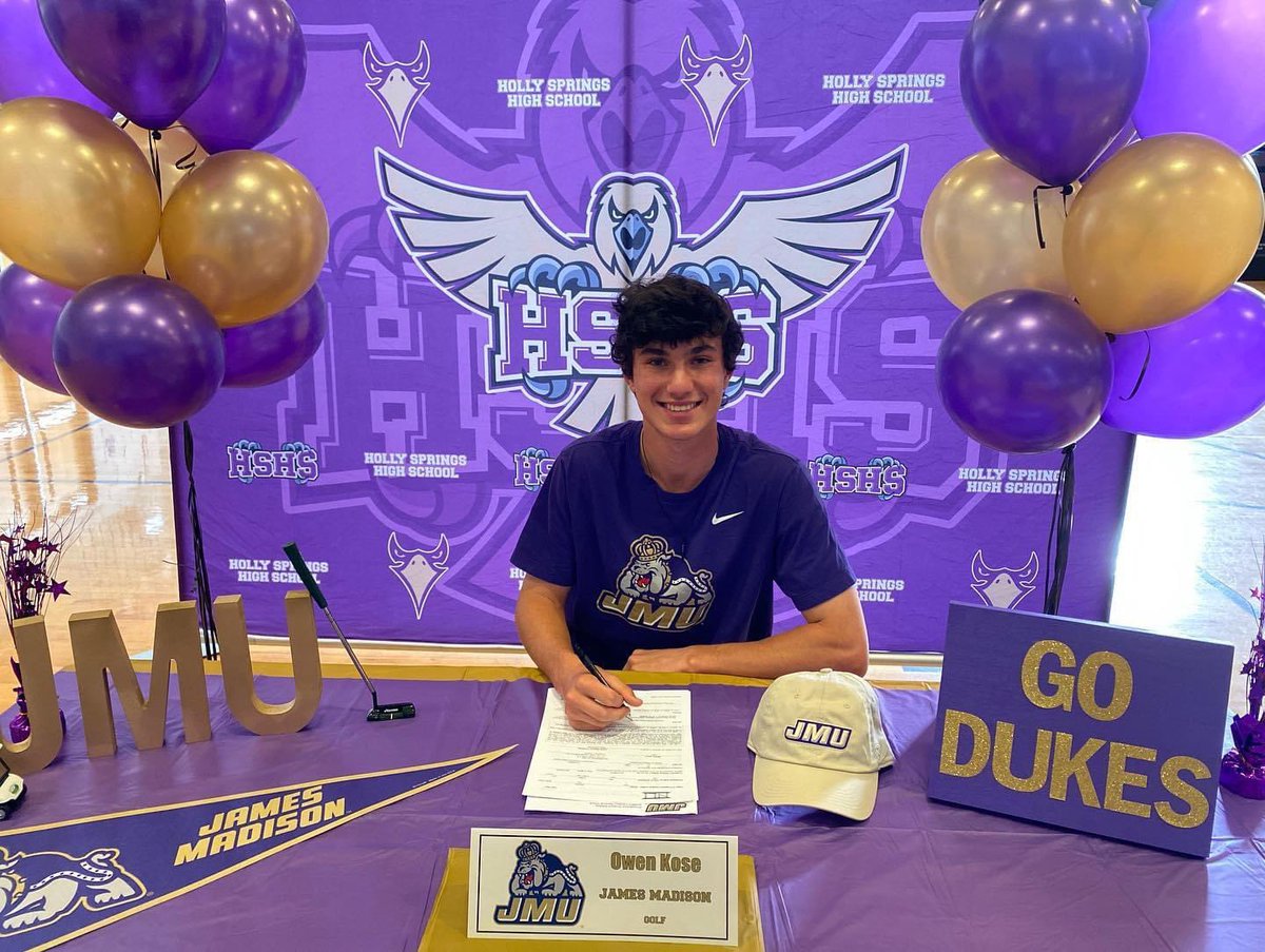 hshsmensgolf's tweet photo. Congratulations to HSHS Men’s Golf team senior, Owen Kose for signing his NLI to play golf and continue his academic studies at James Madison University! #signingday2021 @HSHawksAD @HSHSnews https://t.co/gMUWEOERgg