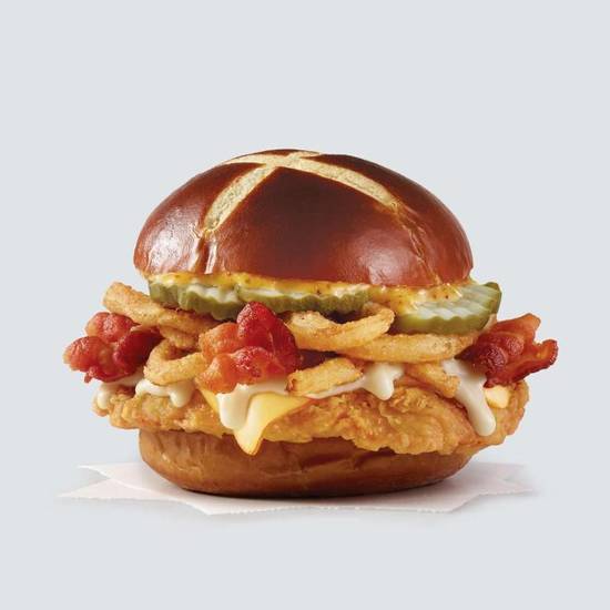 Mord_Foodera's tweet photo. Picture perfect!
Spicy Pretzel Pub Chicken Sandwich from Wendy’s, now avaliable for delivery.
#delicious #delivery #cheap #cheapdelivery #hotfood #hungry #taste #speedydelivery #popularrestaurants #affordablefood #yummy #beautiful #cookedfood #whattoeat #MordeliciousFoodera https://t.co/Pf01C83NYE