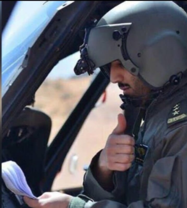 alharthglg18's tweet photo. النقيب الطيار: ناصر محمد الحراشي الخالدي الحارثي،أستشهد في الحد الجنوبي عام ١٤٣٥ تقبله الله من الشهداء، وجمعنا به في جنات الفرودس
لاتنسوا أبطالنا  في الحد الجنوبي من الدعاء نسأل الله أن يؤدهم بنصره ويربط على قلوبهم ويردهم سالمين غانمين منتصرين يااااارب 🤲 https://t.co/CiuhAgHnqa