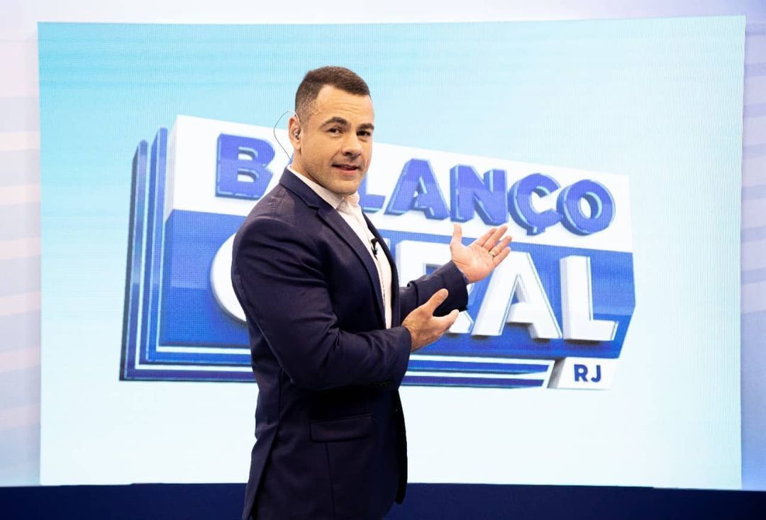 record_rio's tweet photo. O brabo tá na área 😎
Acompanhe as principais notícias do dia com muito dinamismo e compromisso.
📸: @yuriretoro
#QueIssoFera #RecordTVRio #BalançoGeralRJ https://t.co/pREJrszBj2