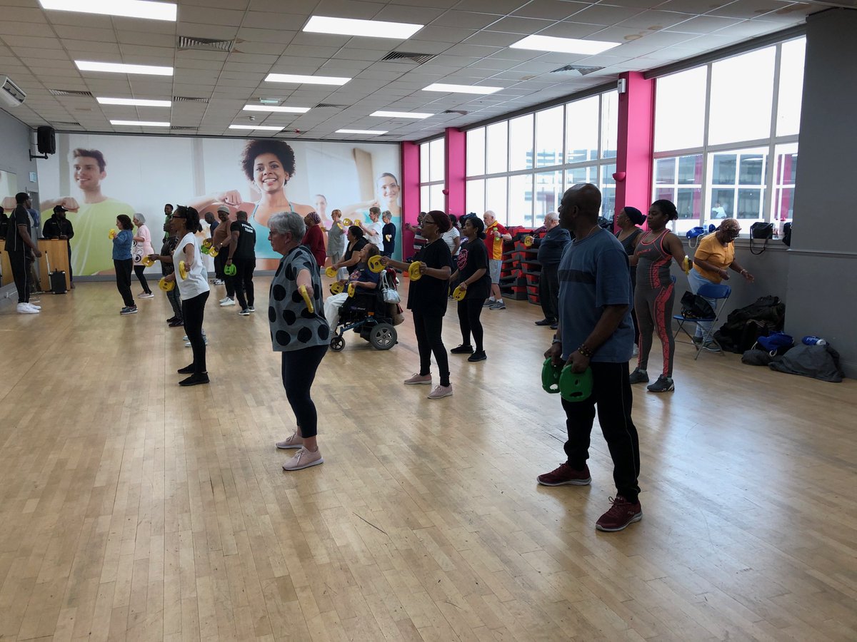 aNCommunity1's tweet photo. Join us every Friday for our Get Active Get Healthy programme at Newham leisure centre.
If you live in Plaistow and are over 35 then come join us at 11:00 for a free weekly workout.
Contact Joanna.sniegucka@newham.gov.uk or call 0203 373 0859 to register
#activeNewham #GAGH https://t.co/fez4LJ77gC