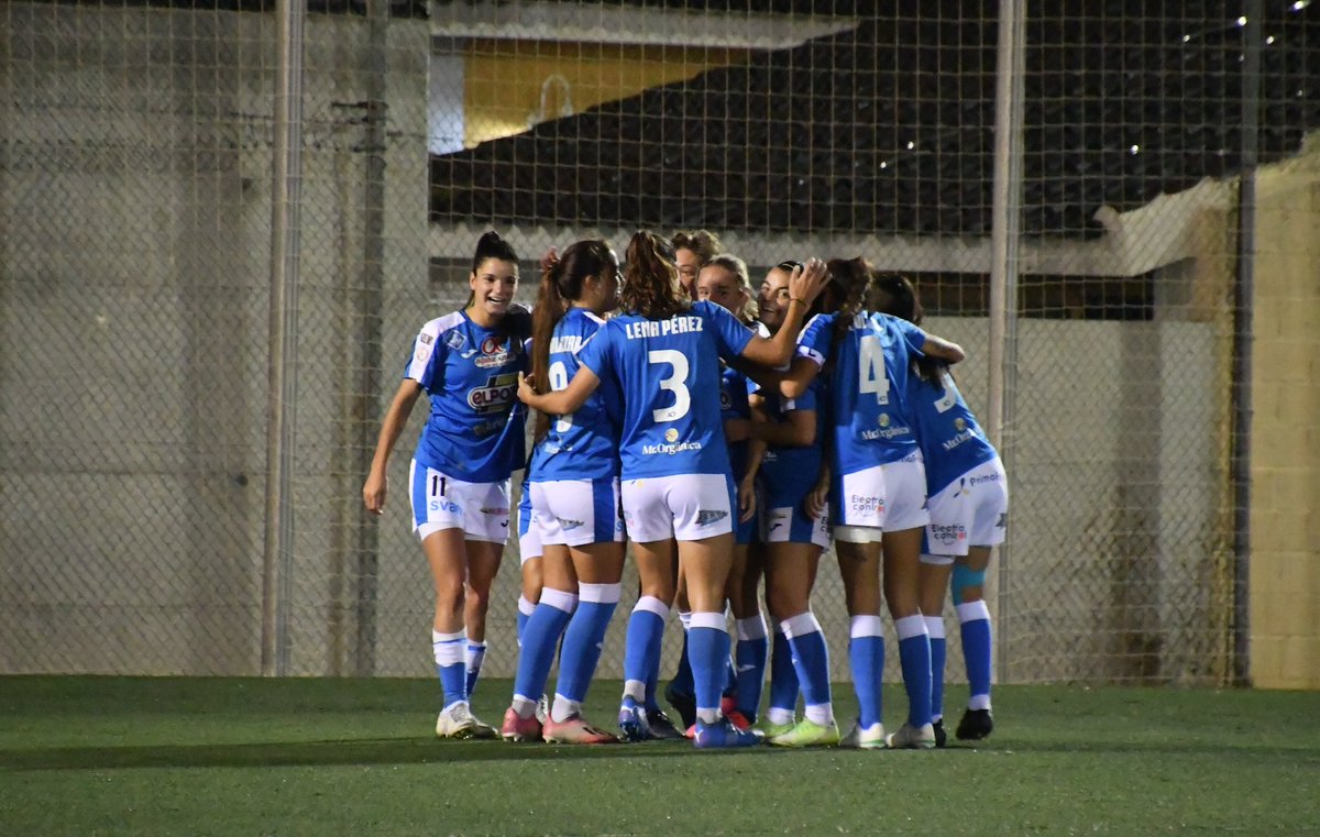 ffrm_es's tweet photo. 📸💙 | La celebración de los goles del @AlhamaElPozo 🙌 ante el Córdoba Femenino (3-1) en #4Fotos.

#Ronda2 ✅ / #CopaDeLaReina 🏆 https://t.co/lVRfhIBVcR