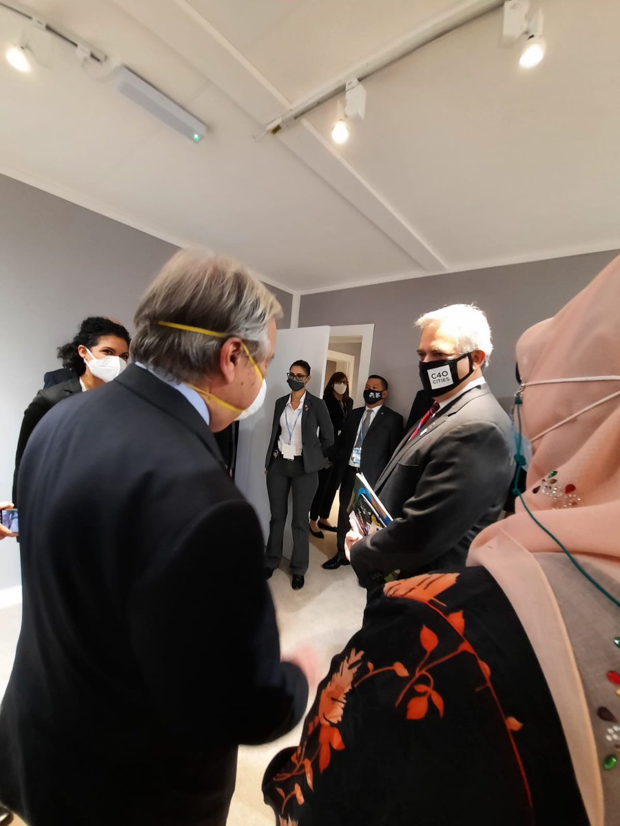 GlobalTaskforce's tweet photo. At #COP26, the #LGMA delegation of Mayors met with @UN SG @antonioguterres &amp; @MaimunahSharif, @UNHABITAT ED. 
Their message: Cities are your greatest allies in the stride to transform pledges into action #Listen2Cities✨ https://t.co/IpuRPsWRTK