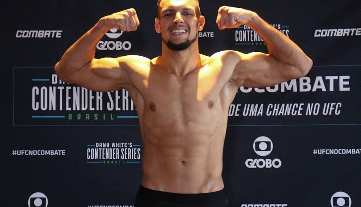 marciolyoto's tweet photo. DANA WHITE CONTENDER SERIES
2018 - Middleweight Division 84 KG.

Supere os desafios, bata recordes.
O céu é o limite dos guerreiros.
Lute contra todas as suas limitações!

Oss! 😀👊🏽

#TBT #MMA #LASVEGAS #UFCNOCOMBATE #GoMarcioLyoto #OSS #KarateCombat #KARATE https://t.co/8OO1tJy9r5