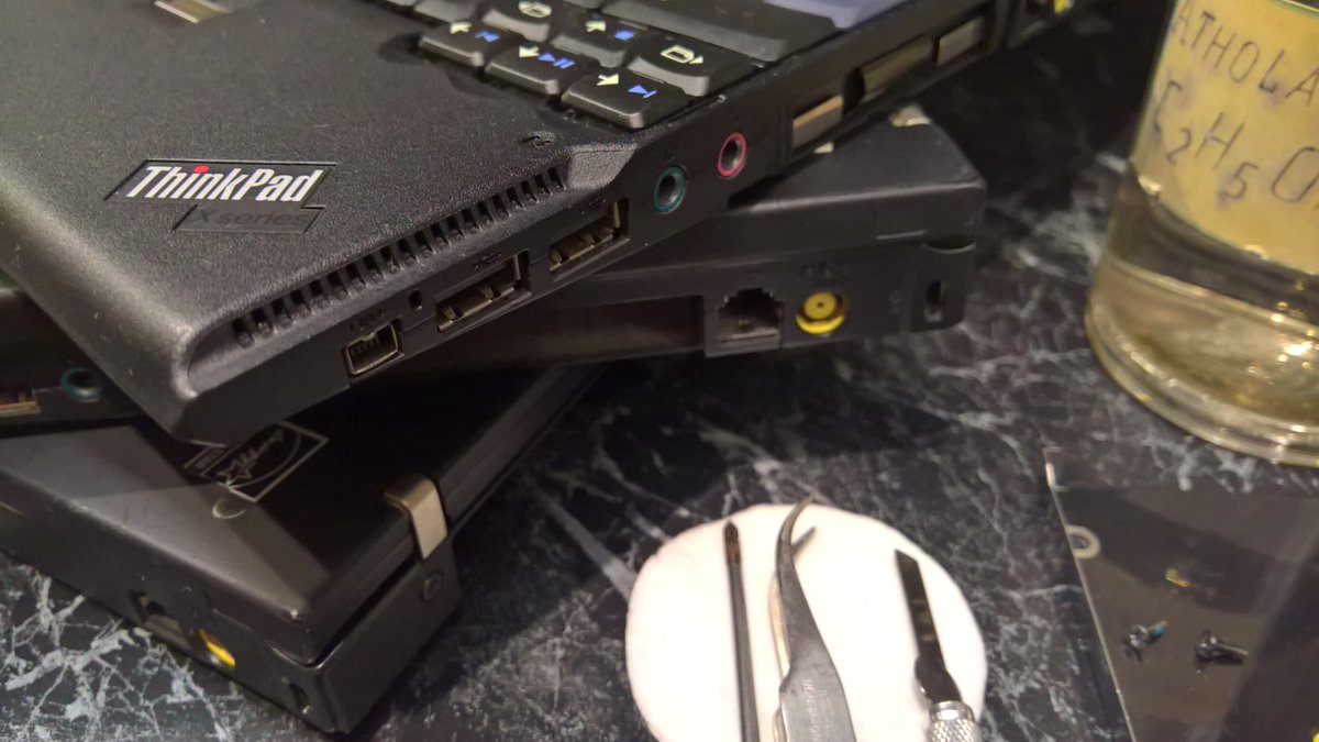 WZorNET's tweet photo. 👨🔧#ThinkPadThursday 🧰This week I managed to catch a few excellent "patients" @LenovoThinkPad's x61s, and it looks like these x61s have not been used much, but they still require some cleansing and testing procedures but overall they look very healthy.
#TrackPointCaps🔴
#ThinkPad https://t.co/06VseY2xKQ