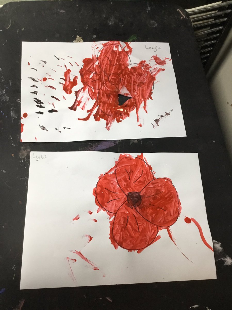 HighwoodPrimF1's tweet photo. Our wonderful poppy paintings from today! Don’t they look fab 😁 https://t.co/4C39AaFziw