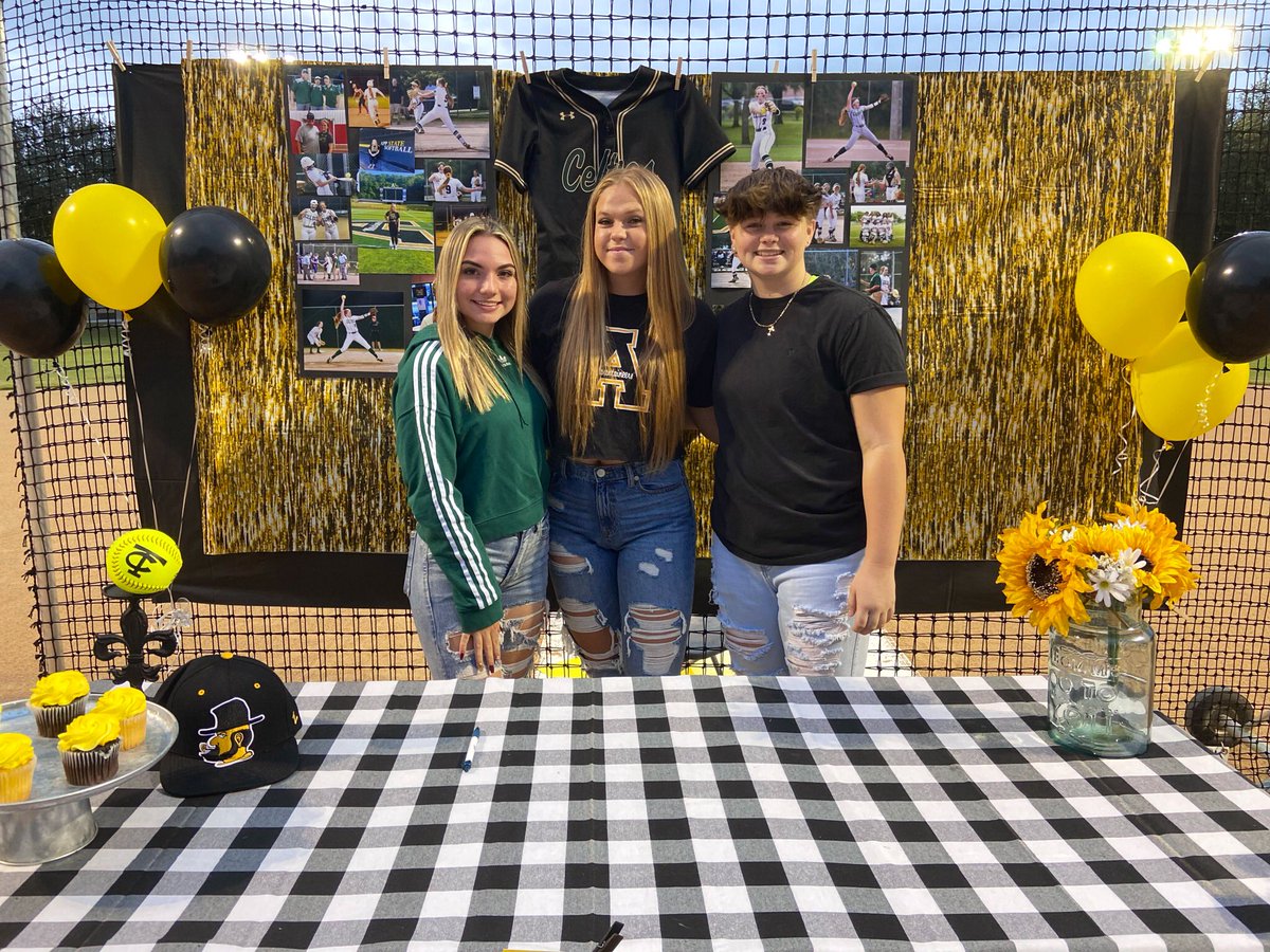 🇺🇸Emma Wyman #9 RHP🇺🇸 tweet media