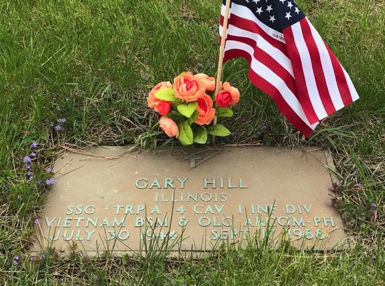 LucindaHGrace's tweet photo. Rest In Peace Uncle Gary Hill. You were awarded a Purple Heart for serving bravely and courageously in the US Army. We honor you today and all of those who died serving our country. #Neverforget #VeteransDay2021 #ThankAVeteran #ThankYouForYourService https://t.co/C3GTLcYiTR
