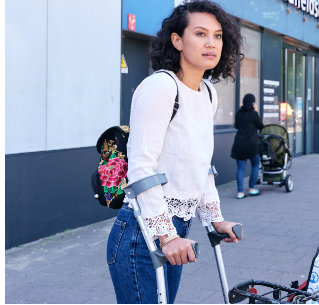 Mensen met een kwetsbare gezondheid moeten voorrang krijgen bij de boosterprik. Maar ze dreigen - weer - buiten de boot te vallen en te moeten wachten tot begin volgend jaar. Dat is te laat, stellen <a href="/PatientenNL/">Patiëntenfederatie</a> + <a href="/Iederin/">Ieder(in)</a> in 'n brandbrief <a href="/2eKamertweets/">Tweede Kamer</a> 

patientenfederatie.nl/actueel/nieuws…