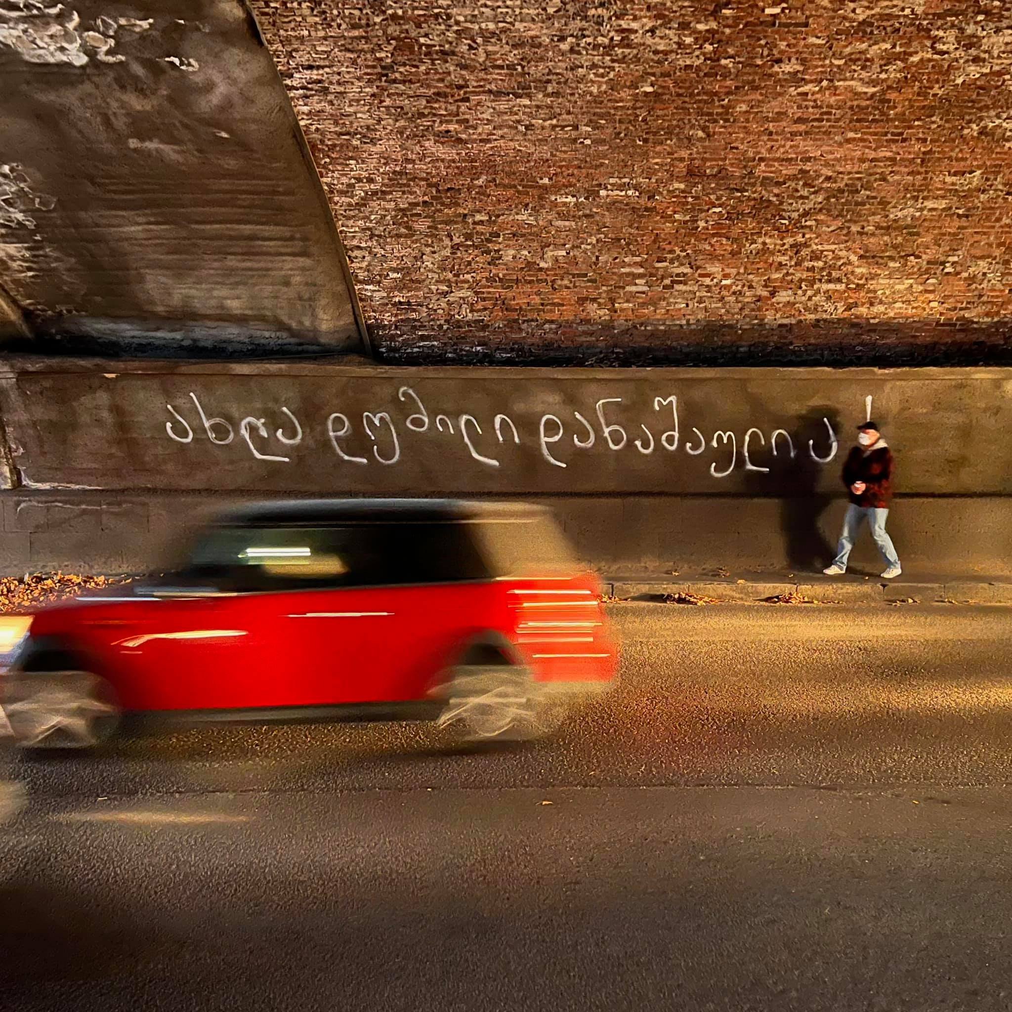 FD7EAvTWUAslQ6G.jpg:large