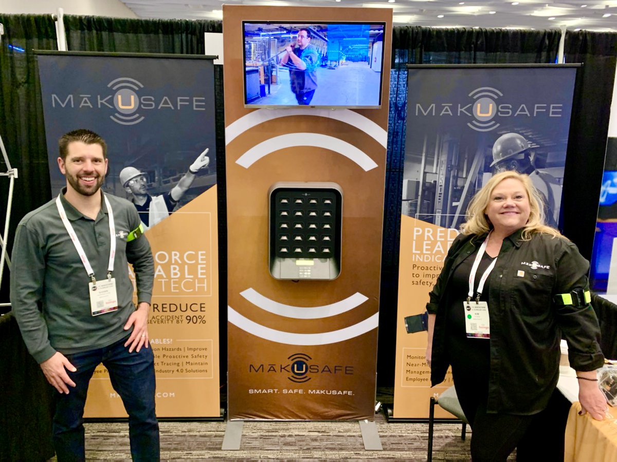 MakuSafeCorp's tweet photo. MฤkuSafe took over Cleveland this week for the @mfgtechshow! Even Cleveland's Piano Man, @MikePetrone1, had to check out our wearable tech! Stop by and see Kim & Shawn today at Booth #402.
#theyunderstoodtheassignment #mfgtechshow #Cleveland #workforcewearables https://t.co/xh2TlbA7T0