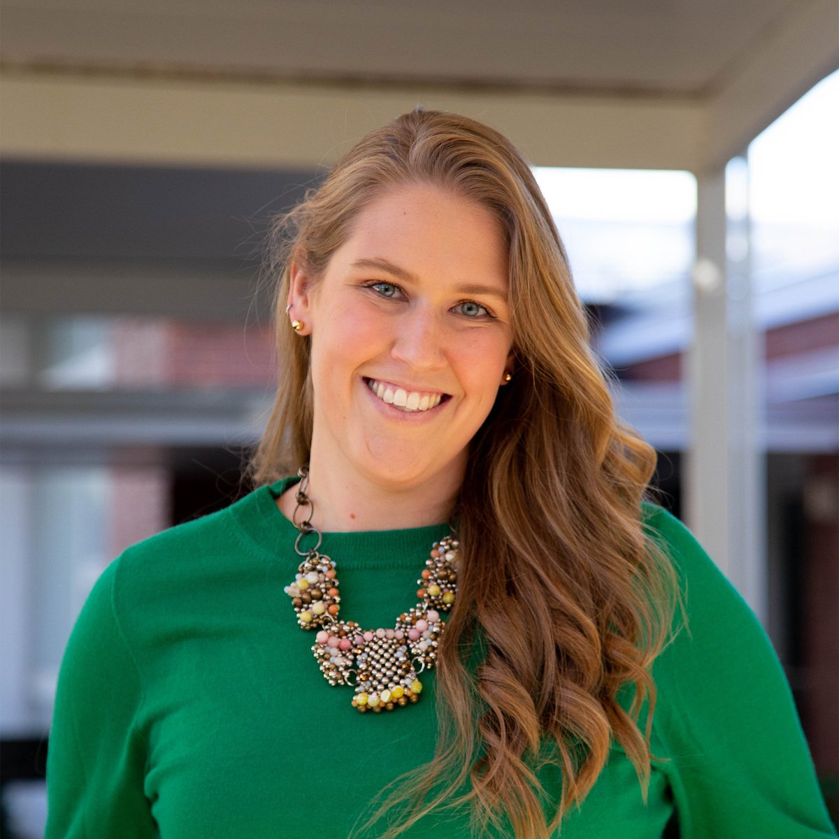 TheEllisSchool's tweet photo. Annie Lawson joins Ellis as the Assistant Director of the Annual Fund. Prior to Ellis, Annie was the Development Coordinator at the MLSE Foundation (Maple Leaf Sports & Entertainment Ltd.) in Toronto, Canada.
#WelcomeToEllis #EllisFaculty https://t.co/6u2AFyJVS6