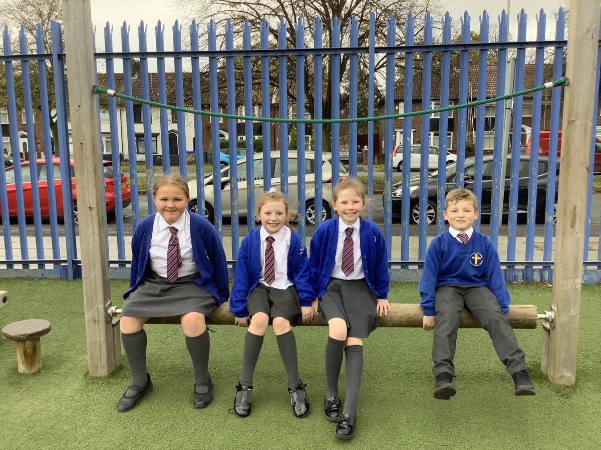 maths_STOL's tweet photo. Hazel Class enjoying their extra play that they received for winning the year 5 TTRockstars Battle @TTRockStars @teresaoflisieux https://t.co/9UE4ptOAoJ
