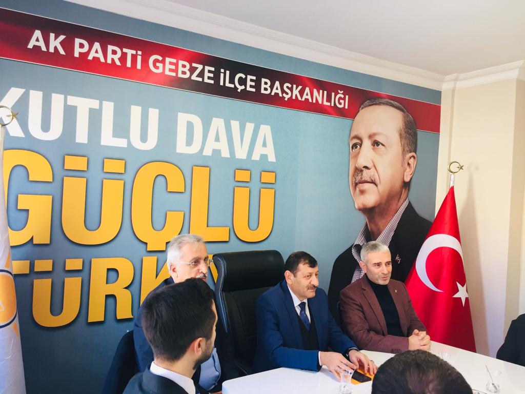 GebzeAk's tweet photo. Kocaeli Sosyal Politikalar Başkanı Zeki CANŞİ Başkanlığında,İlçe Başkanımız Recep KAYA,Kocaeli Kadın Kolları, Gençlik Kolları Sosyal Politikalar başkanları ve İlçe Sosyal Politikalar Başkanı Vahdettin DURAN'ın katılımıyla toplantımızı #Gebze İlçe Başkanlığımızda gerçekleştirdik. https://t.co/SRjTbq9IOU