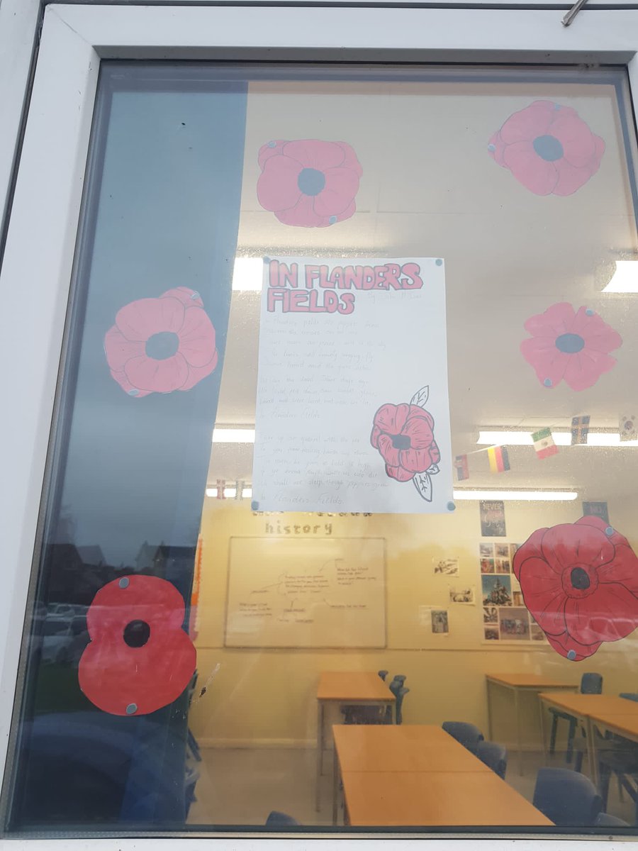 KASocialSubj's tweet photo. Social Subjects pupils  commemorating 100 years of the poppy with their window displays. @Kilwinning_Acad #Remembrance #RemembranceDay https://t.co/hPeUnu8zkv