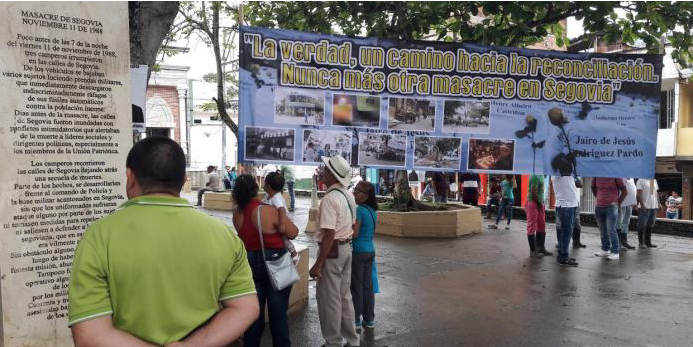 UnidadVictimas's tweet photo. 📄| Como medida reparadora, víctimas conmemoran 33 años de la masacre de Segovia. #RetoUnidos #UnidosPorLasVíctimas🫂 ➡ https://t.co/xGeSitXnZs https://t.co/3b6iohS3Hm