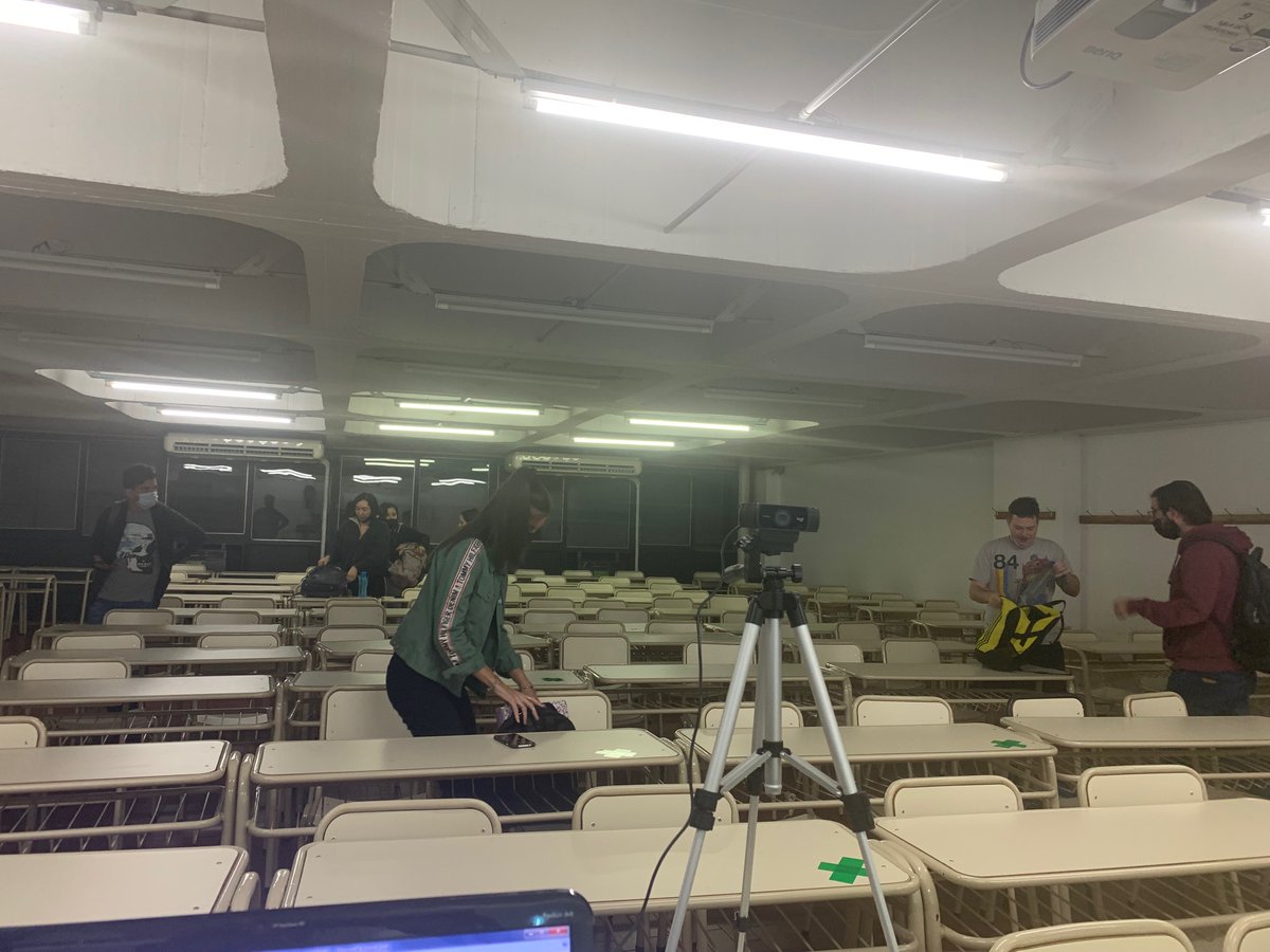 fersimonato's tweet photo. volviendo #marketing con felicidad a la 1° #presencialidad de la carrera en #economicas #unlp "I´ll back". https://t.co/wFno6fvdOy
