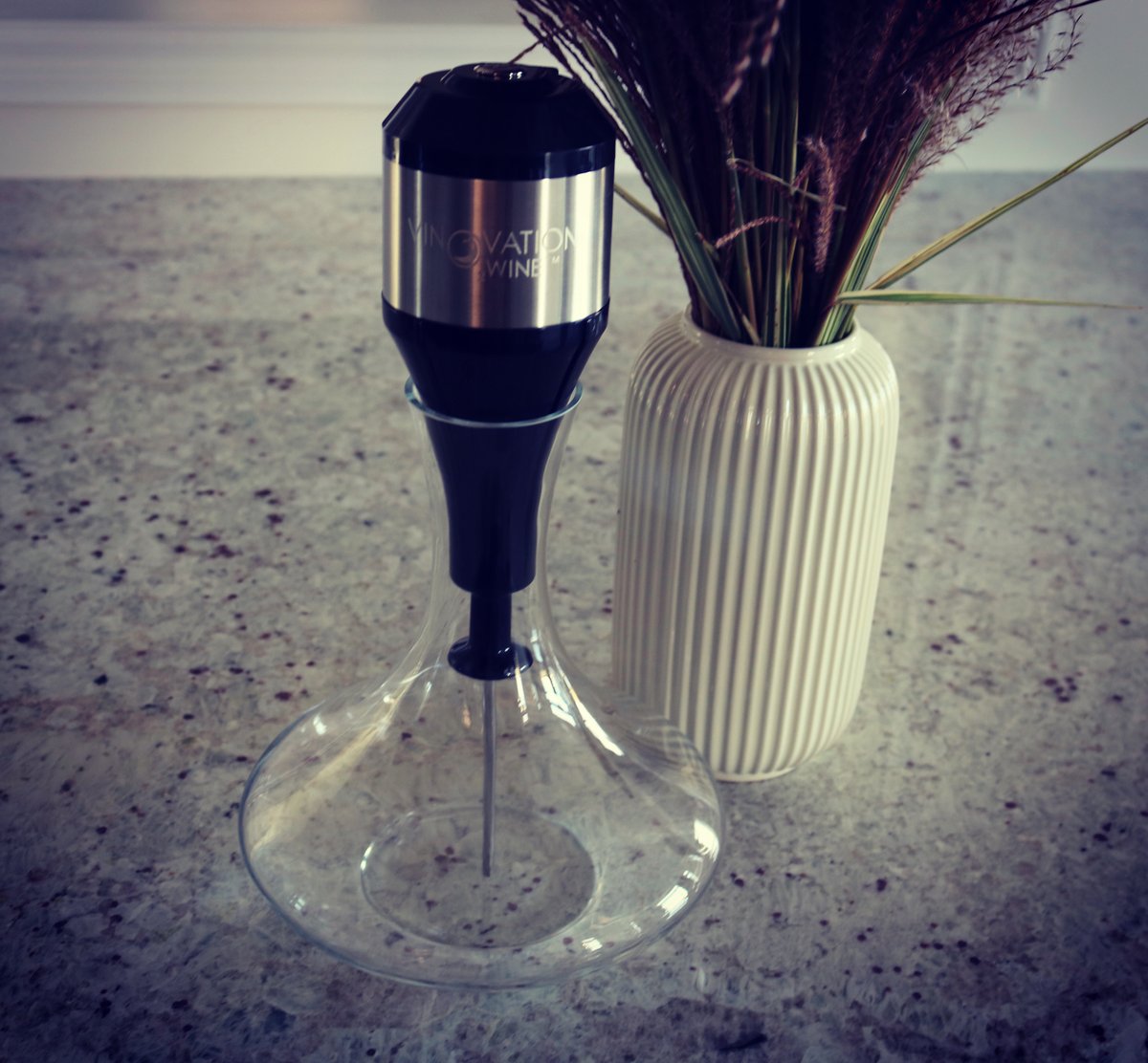 o2_wine's tweet photo. Sleek &amp; Unique✨
Elevate your #wine experience with the O2 Wine Aerator. Cheers!🍷
#aeratetoexcellence https://t.co/0z3ViYOzfK
