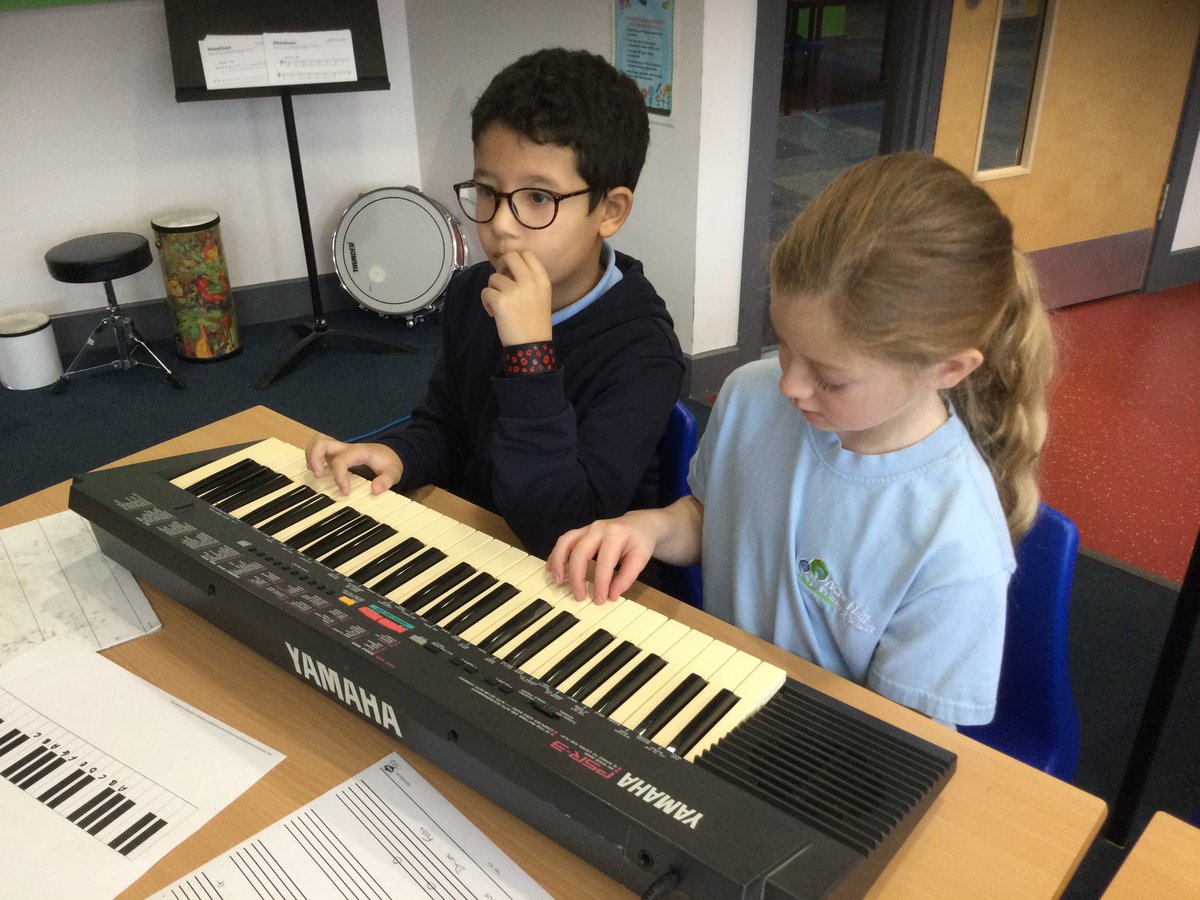 Mrs August tweet media