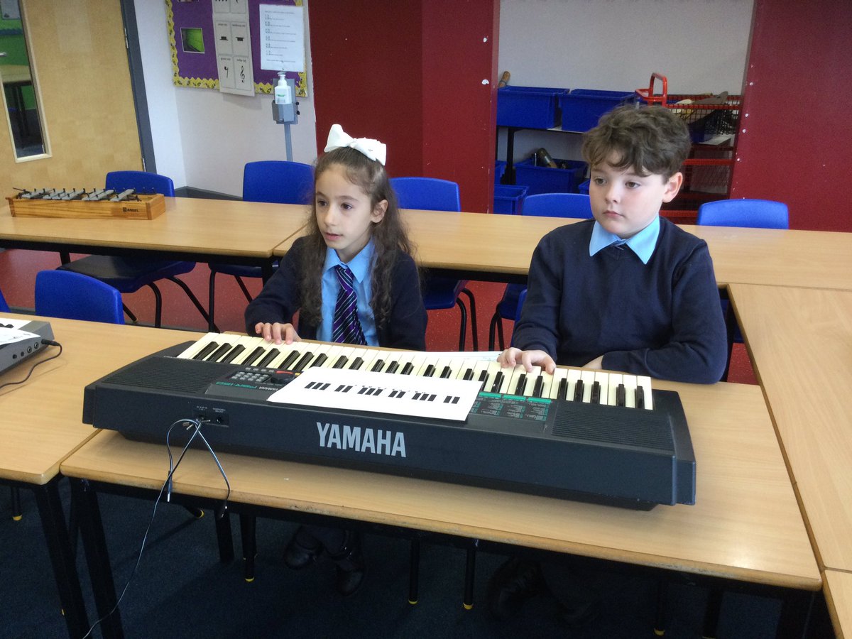 Mrs August tweet media