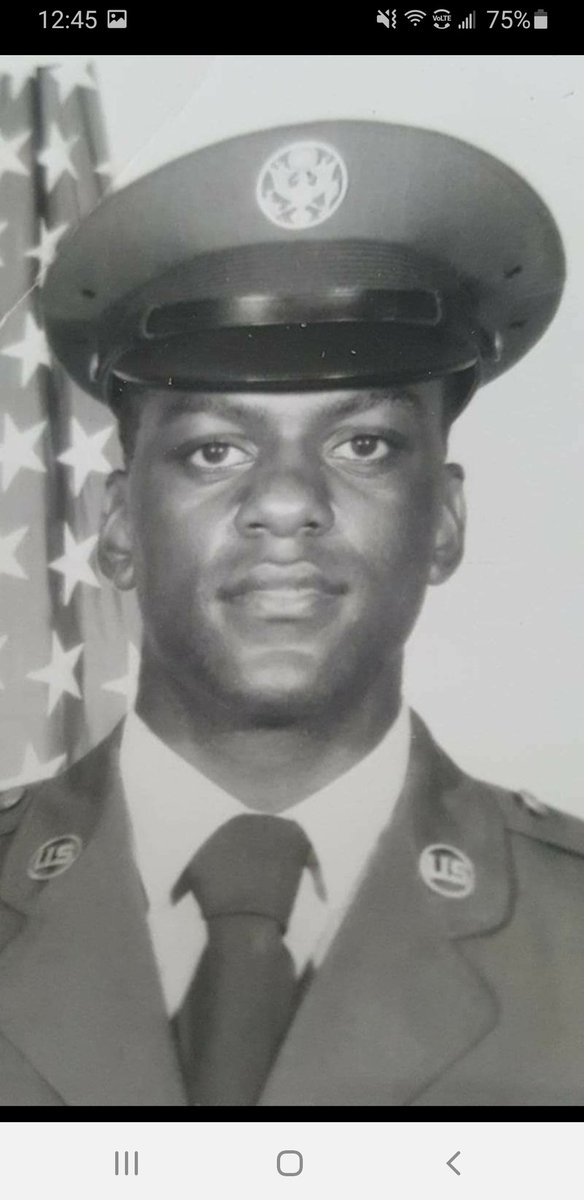 NDE_SS's tweet photo. Hey Twitter! It’s #VeteransDay2021 and I wanted to share with you pictures of my 2 favorite veterans! Yes, this wild child is the product of two Air Force Veterans! In the pictures below my parents were the same age that my children are now. Wow! #LowryAFB #Veterans @usairforce https://t.co/B8rVYFSC25