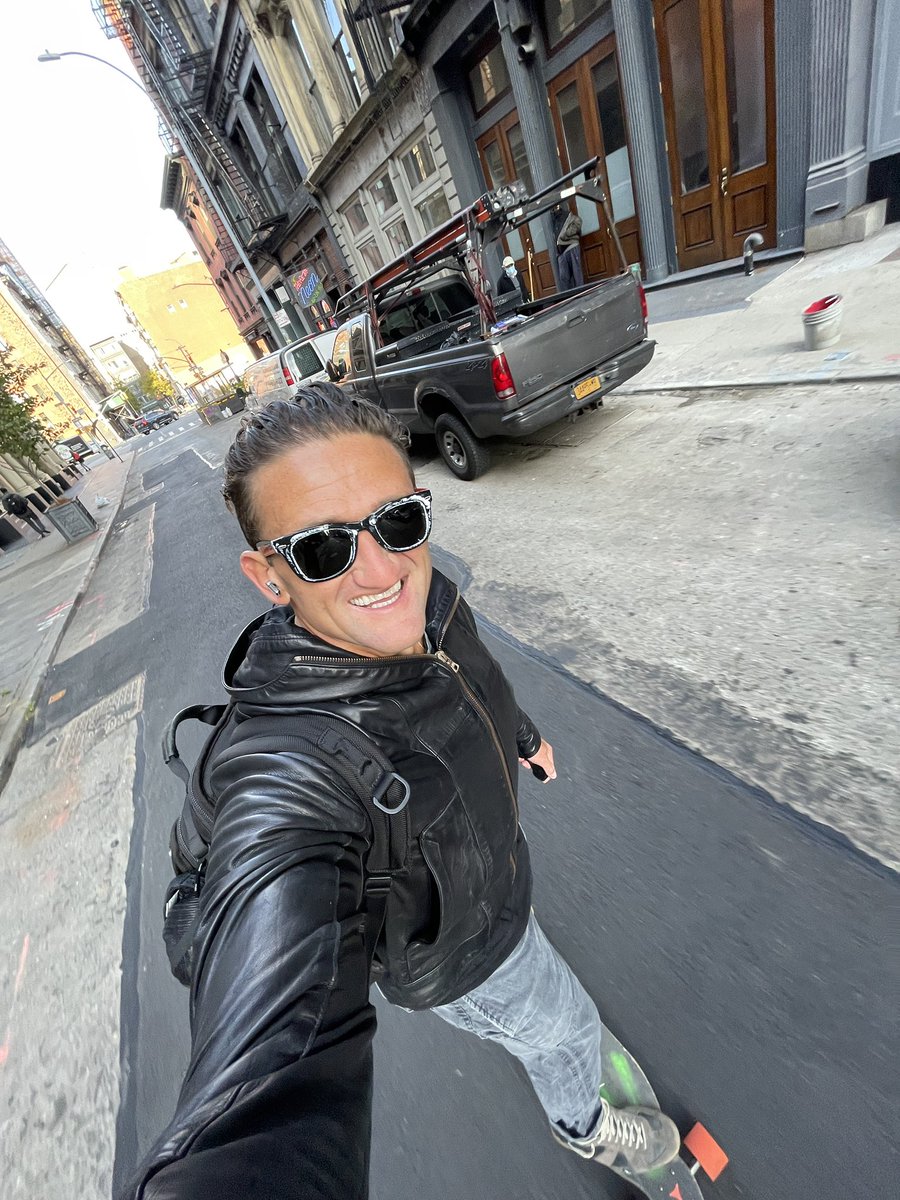 Casey Neistat tweet media