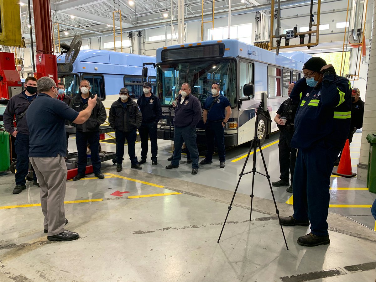 CHTDirector's tweet photo. Several of our public safety partners, including @ChapelHillPD &amp; @ChapelHillFD, joined us this morning to learn about our new electric buses #zeroemissionbuses #safetyalways https://t.co/m3jzLalsOW