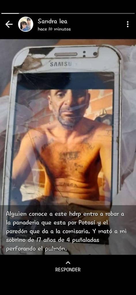 mauroszeta's tweet photo. Ordenan detencion de acusado de asesinar a Joel, de 17 años en José C Paz. El acusado es Claudio Gastón González, a quien se le cayó el celular en el inicio de la fuga. La orden de detencion la dio la jueza Gabriela Persichini https://t.co/C252oryDdb