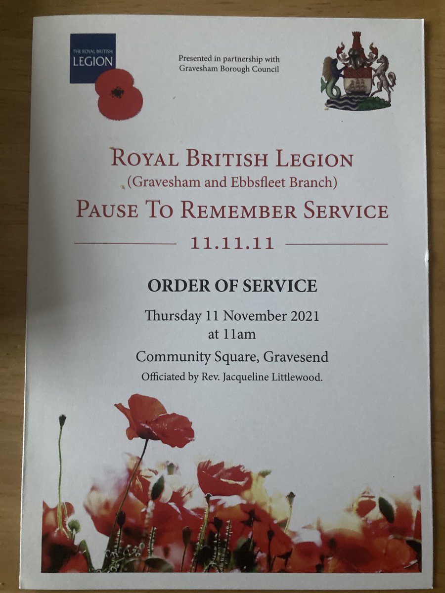 shanemochriecox's tweet photo. Honoured to have been able to pay my respects along with many @graveshambc colleagues and the community at 11am this morning on Community Square for @PoppyLegion #remembrenceday #wewillrememberthem https://t.co/wDMKrFHlol