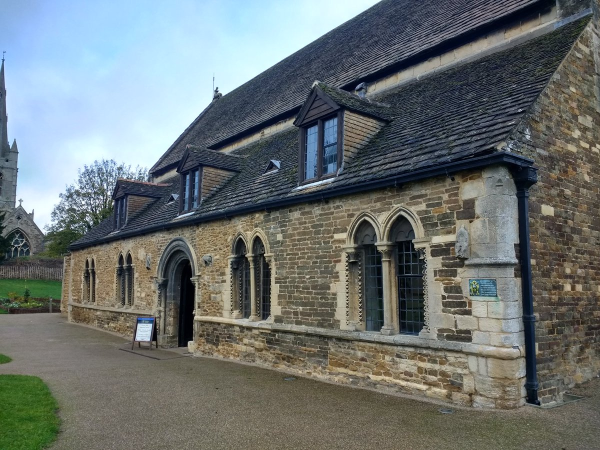 ben999responder's tweet photo. #Nighthawking meeting at @oakhamcastle with @leicspolice #HeritageCrime team colleagues and @rutlandcouncil Finds Liaison Officer discussing  proactive and preventive actions and partnership working @HeritageCrime @ULASarchaeology #ruralcrime https://t.co/7rEJSUK31D